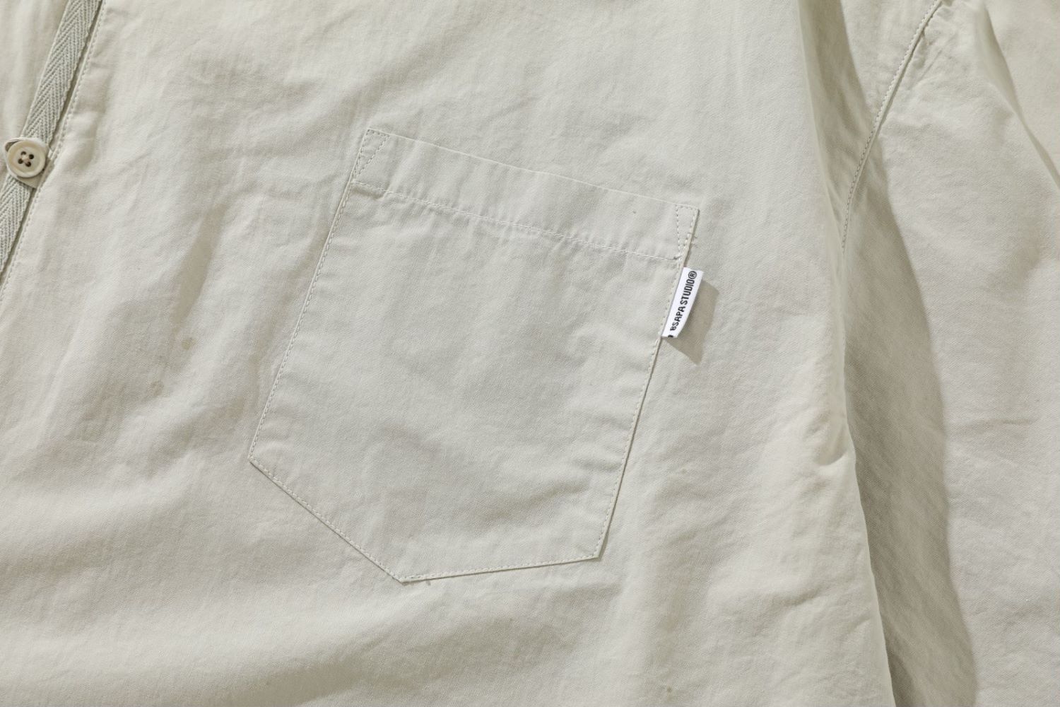 Japanese-Style Cropped Shirt